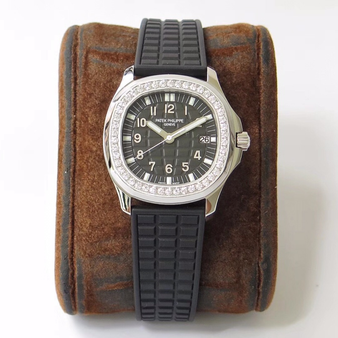 Patek Philippe Aquanaut Luce Black Dial Diamond Bezel 5267/200A-001