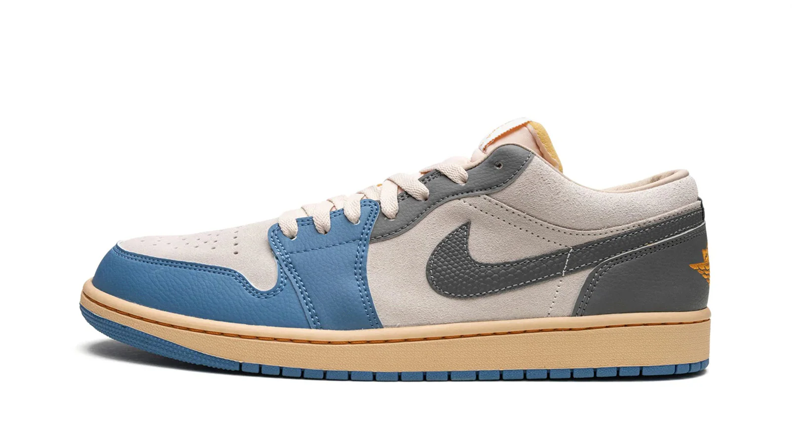 Jordan 1 Low SE