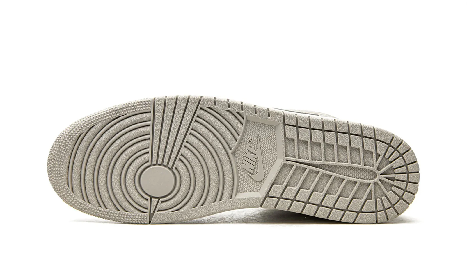 Jordan 1 Mid