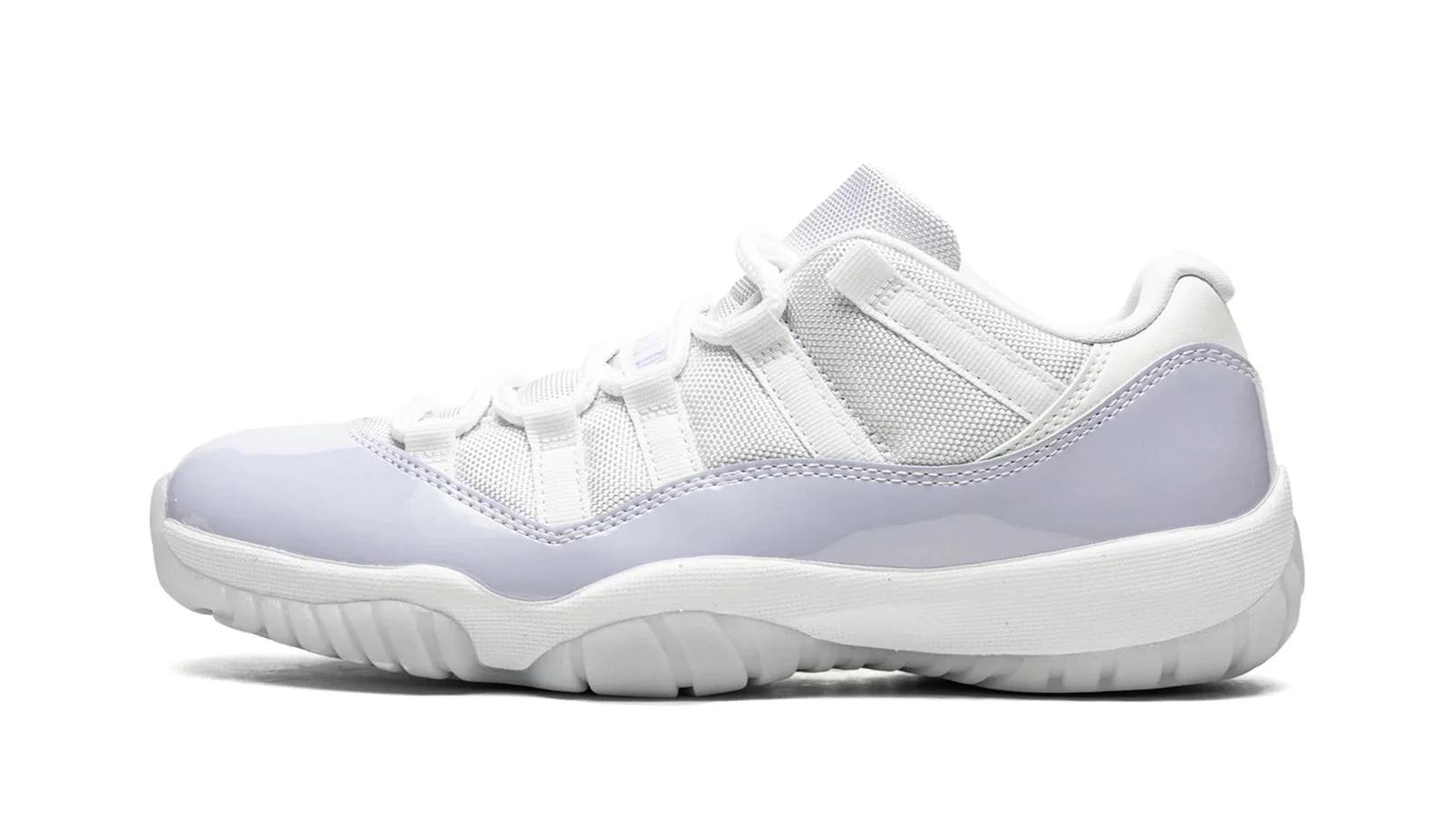 Jordan 11 LO WMNS