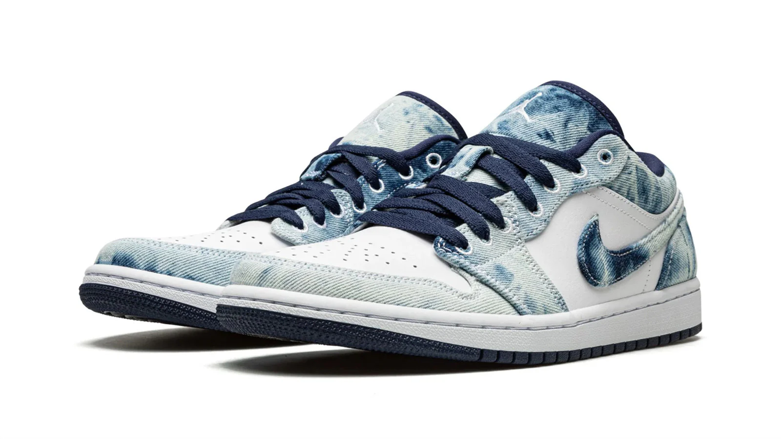 Jordan 1 Low SE