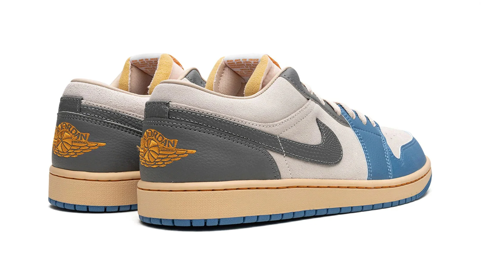 Jordan 1 Low SE