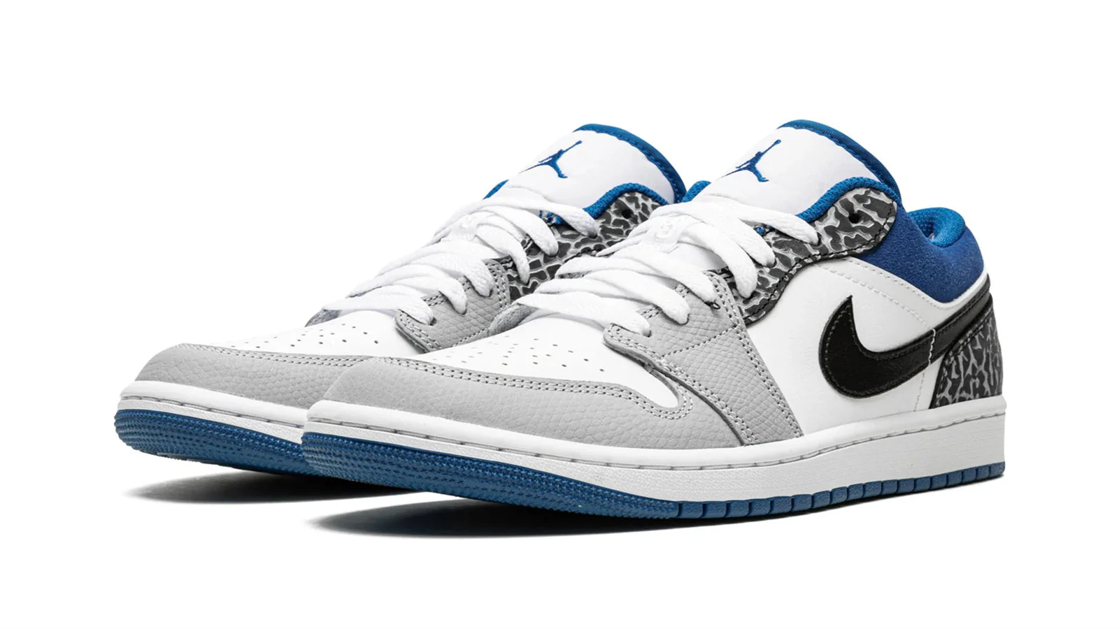 Jordan 1 Low SE