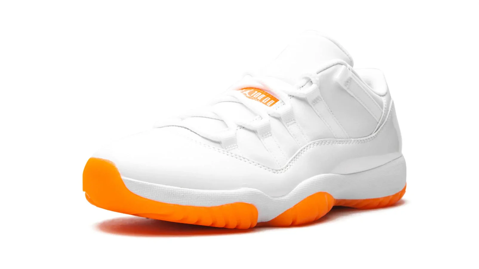 Jordan 11 LO WMNS