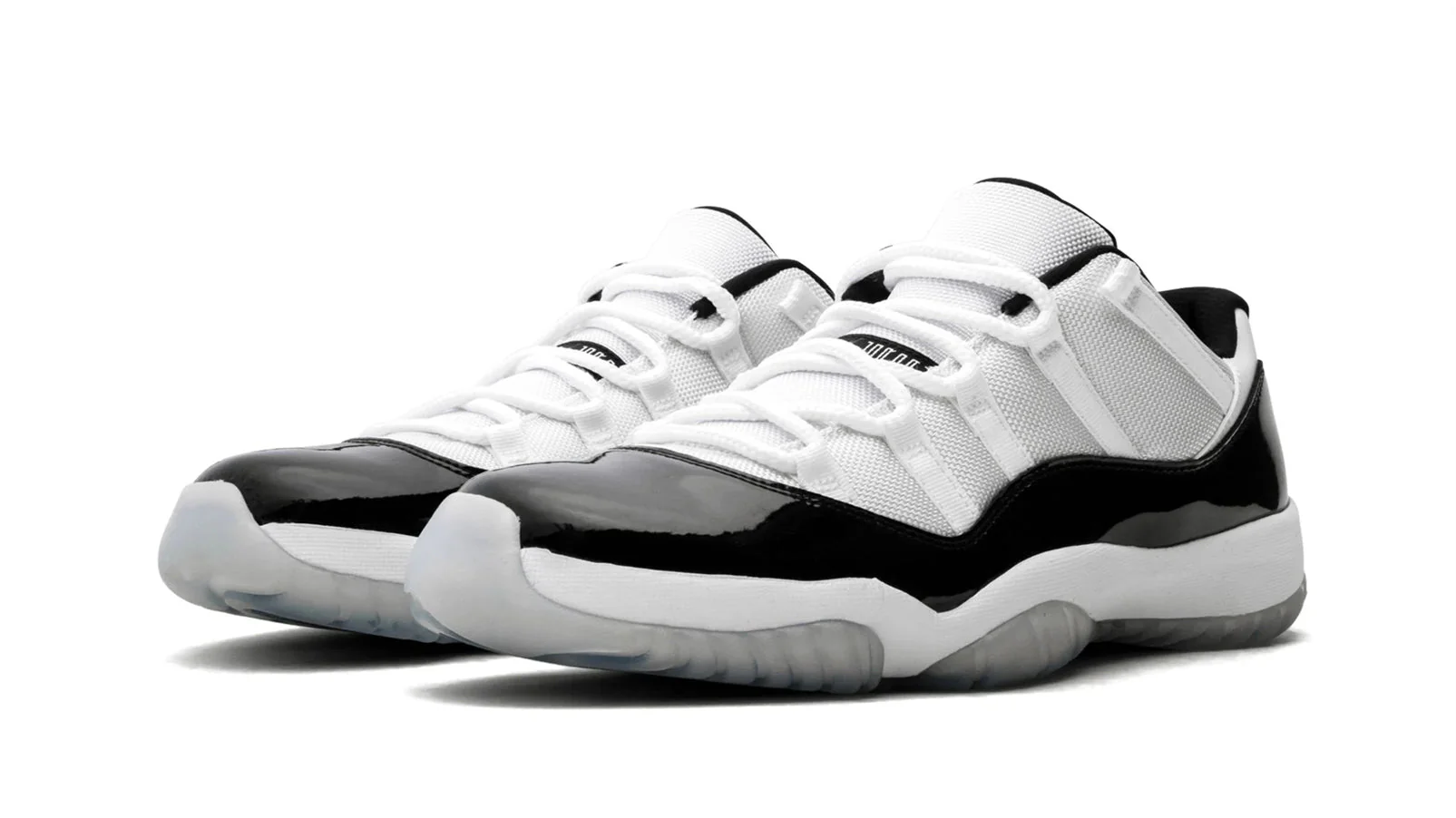 Jordan 11 Retro Low 