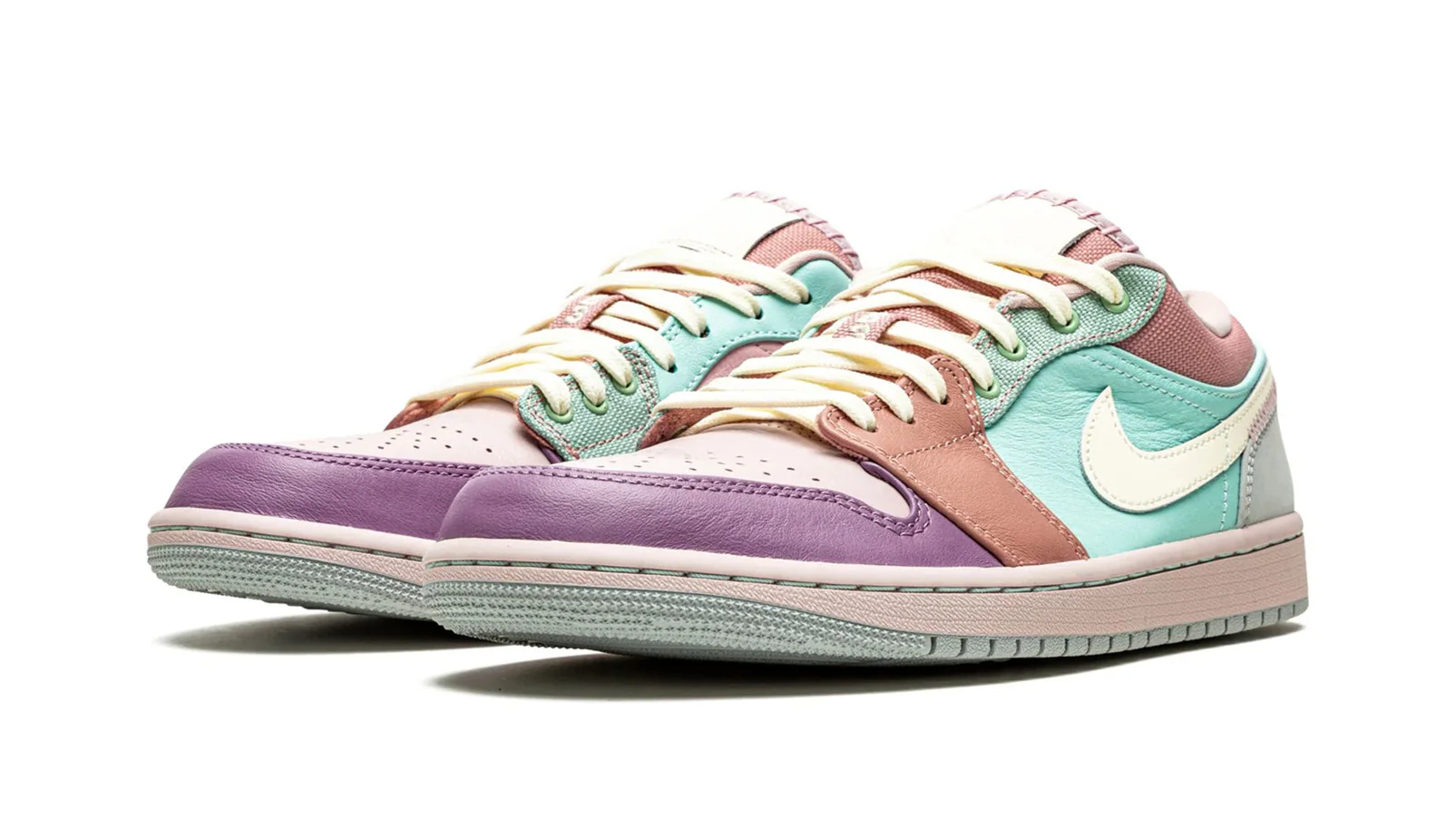Jordan 1 LOW SE