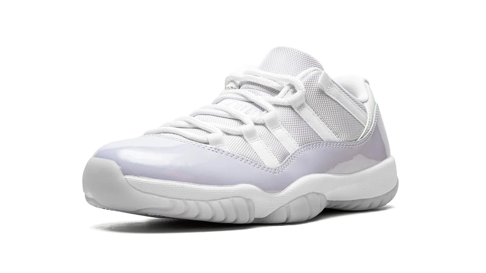 Jordan 11 LO WMNS
