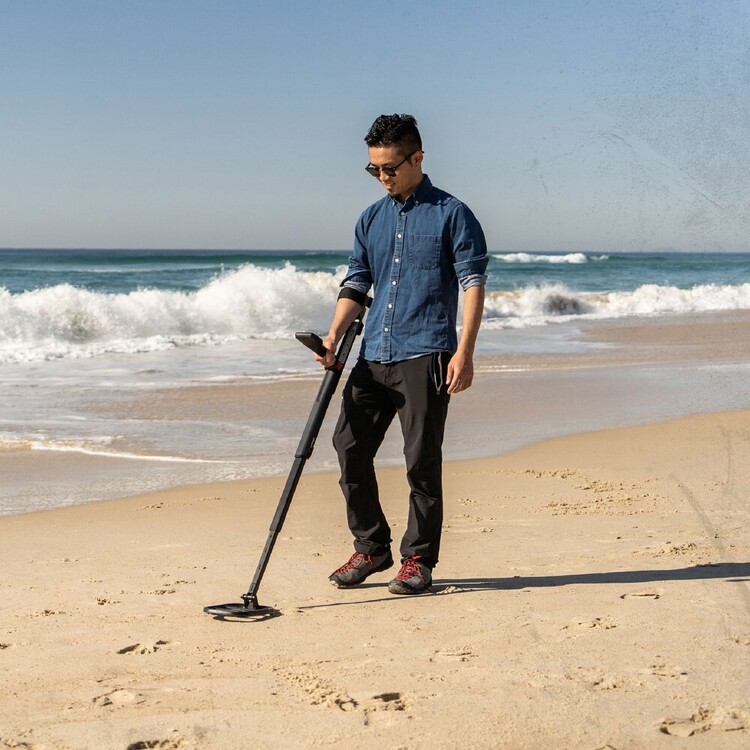 Minelab Go-Find 22 Metal Detector