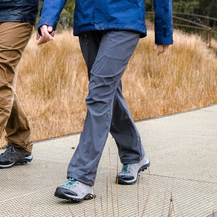 Mountain Designs Women's Cooloola Cargo Pant Charcoal