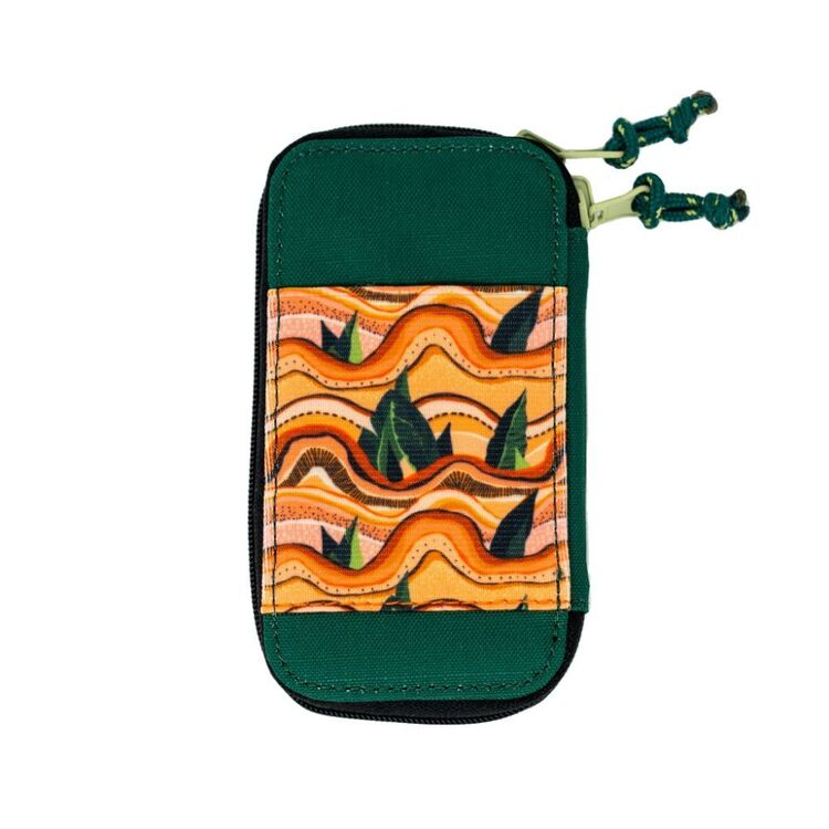 Chums Reversi Wallet Tree Waves