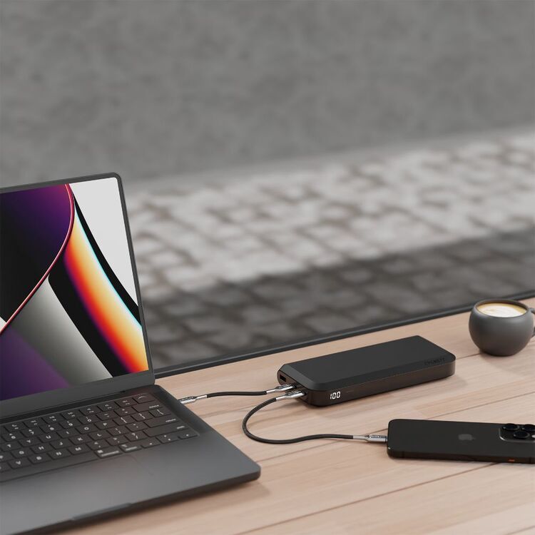 Cygnett ChargeUp ProSeries 25,000mAH Laptop Power Bank Black 25K