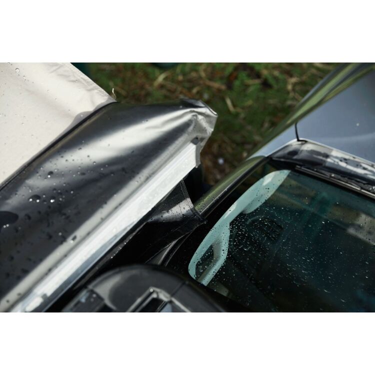 Dune 4WD Awning Gutter Black