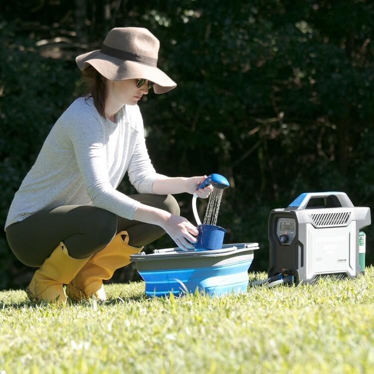 Companion Aquaheat Lithium Gas Camping Shower Grey