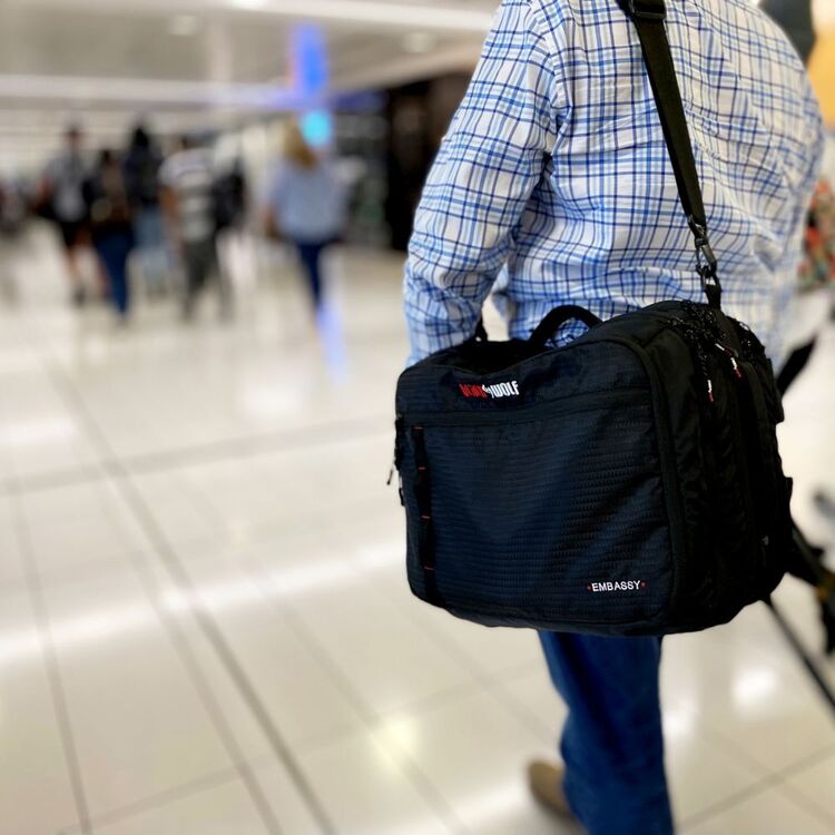 BlackWolf 33L Embassy II Daypack Jet Black 33 L