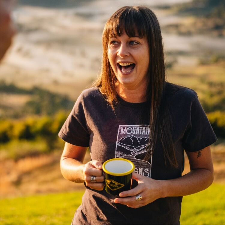 Mountain Designs Women's Black Australus Short Sleeve Tee Washed Black