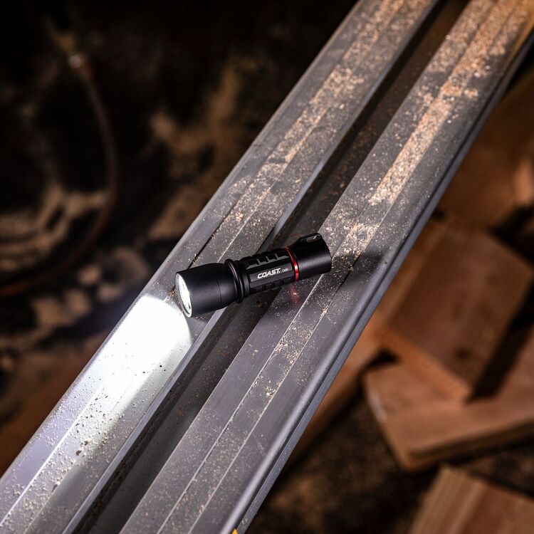 COAST 400 Lumens Rechargeable Pure Beam Focusing LED Torch Black