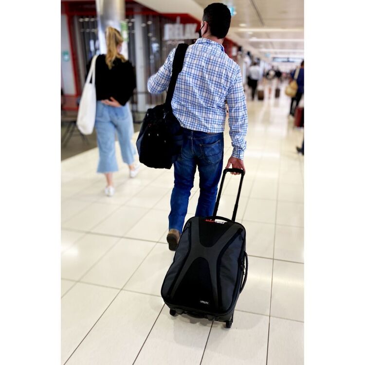 BlackWolf 42L Utility Carry On Jet Black 42 L