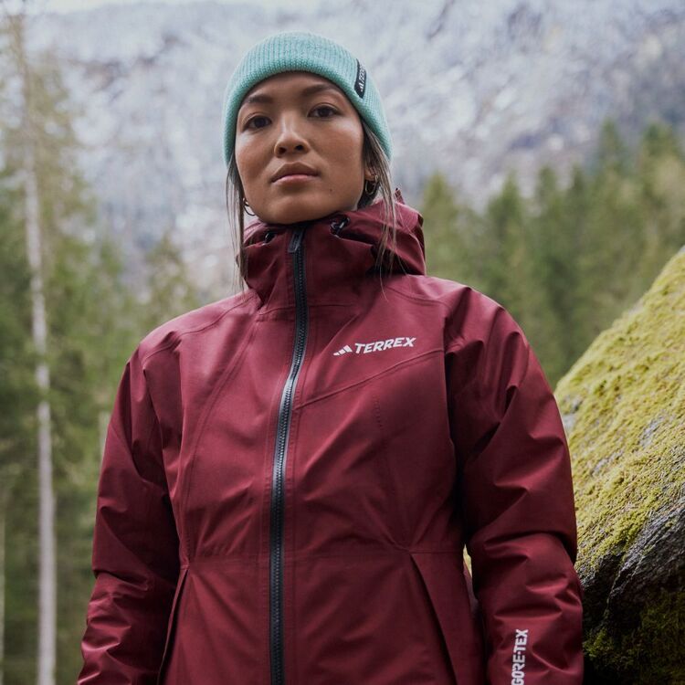 adidas Women's Experior Gore-Tex Paclite Rain Jacket Shadow Red