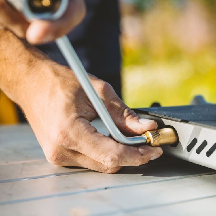 Coleman Peak1 2 Burner Stove Black
