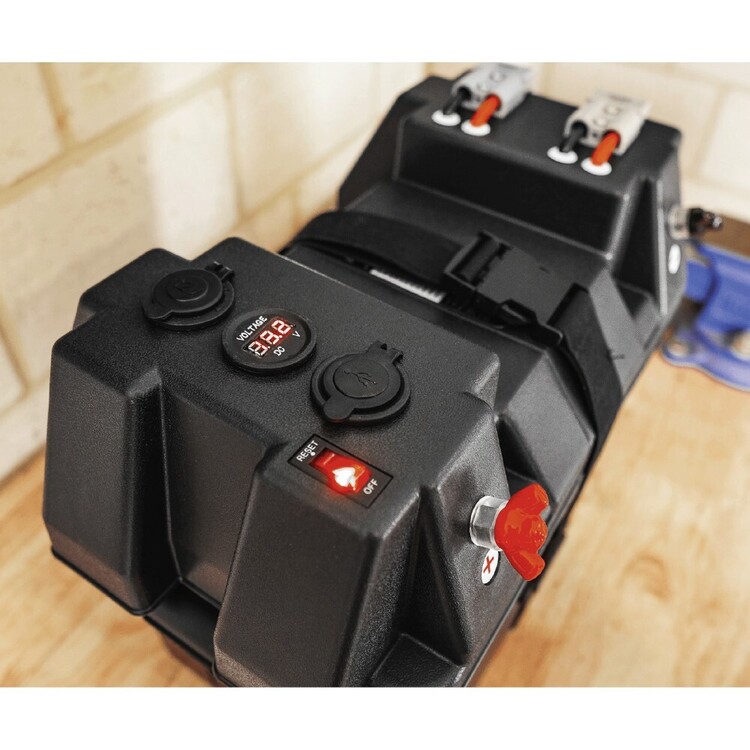 Dune 4WD Powered Battery Box with USB and 12 V Socket