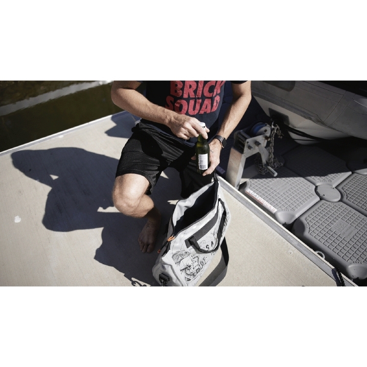 Salty Captain Treasure Chest Catch Bag 500MM