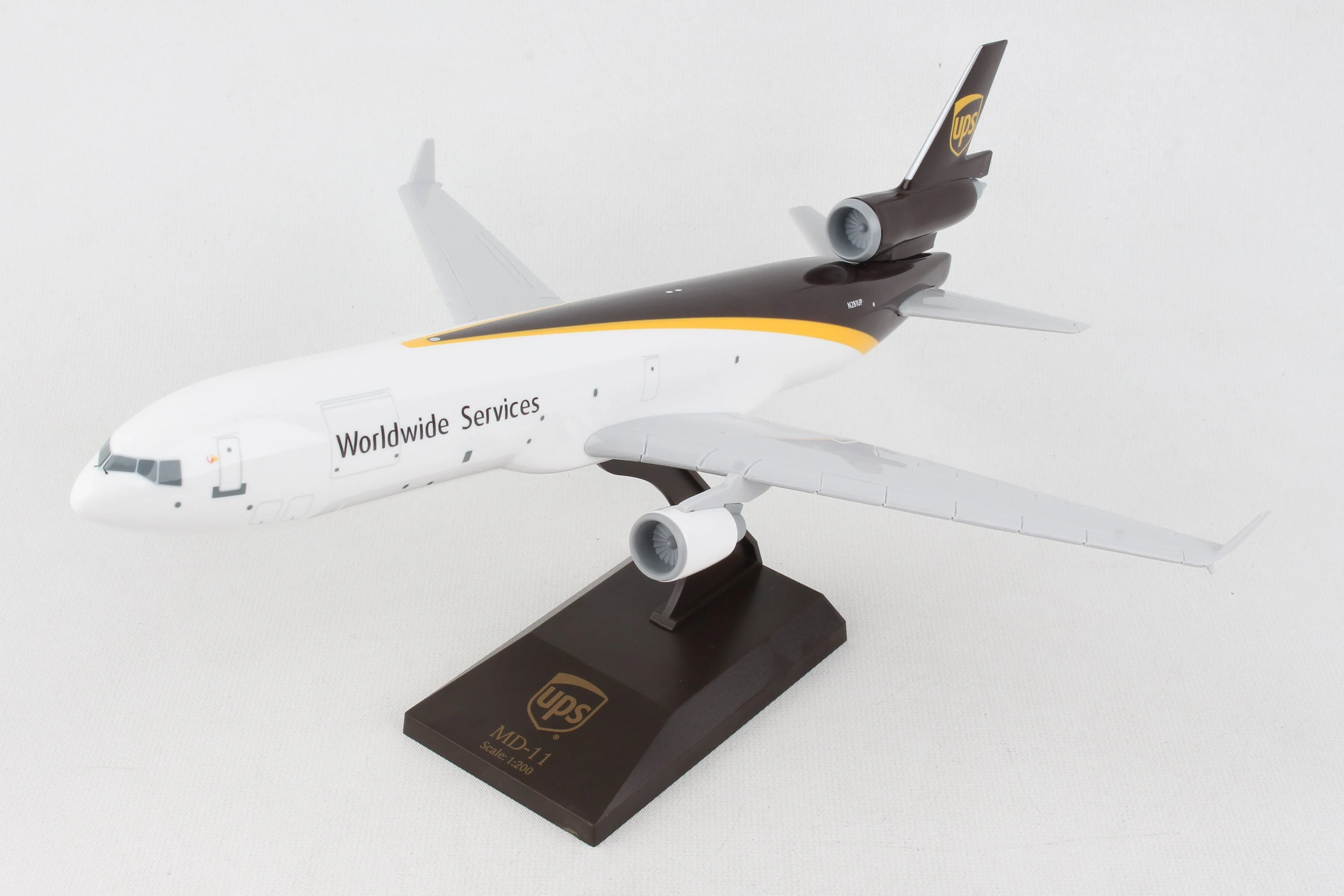 SKR1086 SKYMARKS UPS MD-11 1/200 - DTC Aviation Models