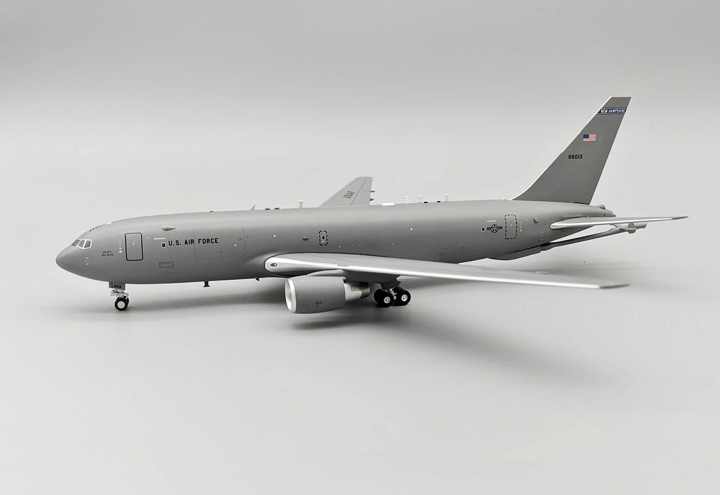 InFlight200 IFKC46USAF013 1:200 USA - Air Force Boeing KC-46A Pegasus (767-2C) Reg.: 16-46013 - DTC Aviation Models
