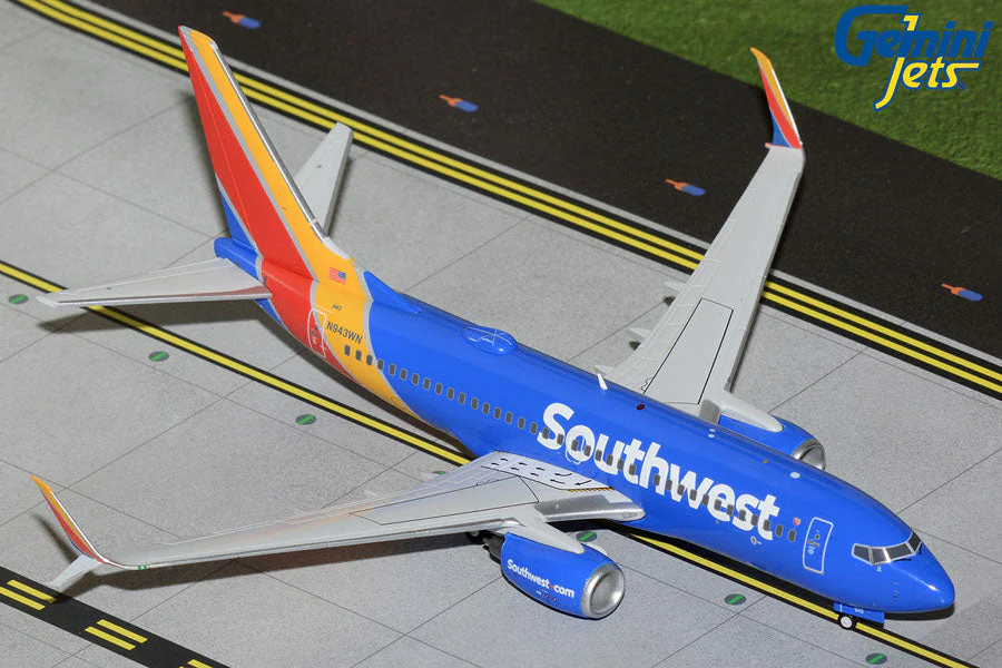 Gemini Jets G2SWA1350 1:200 Southwest Airlines B737-700S N943WN - DTC Aviation Models