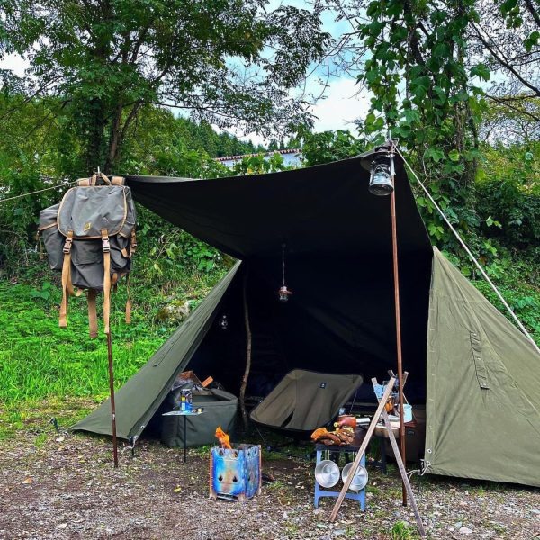 Polnisches Poncho-Zelt – Lavvu-Modifikation