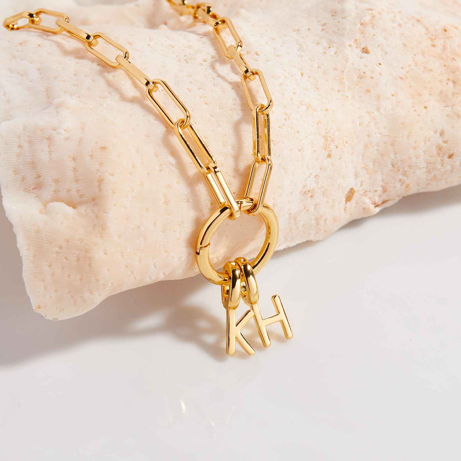 Harper Round Charm Chain Necklace