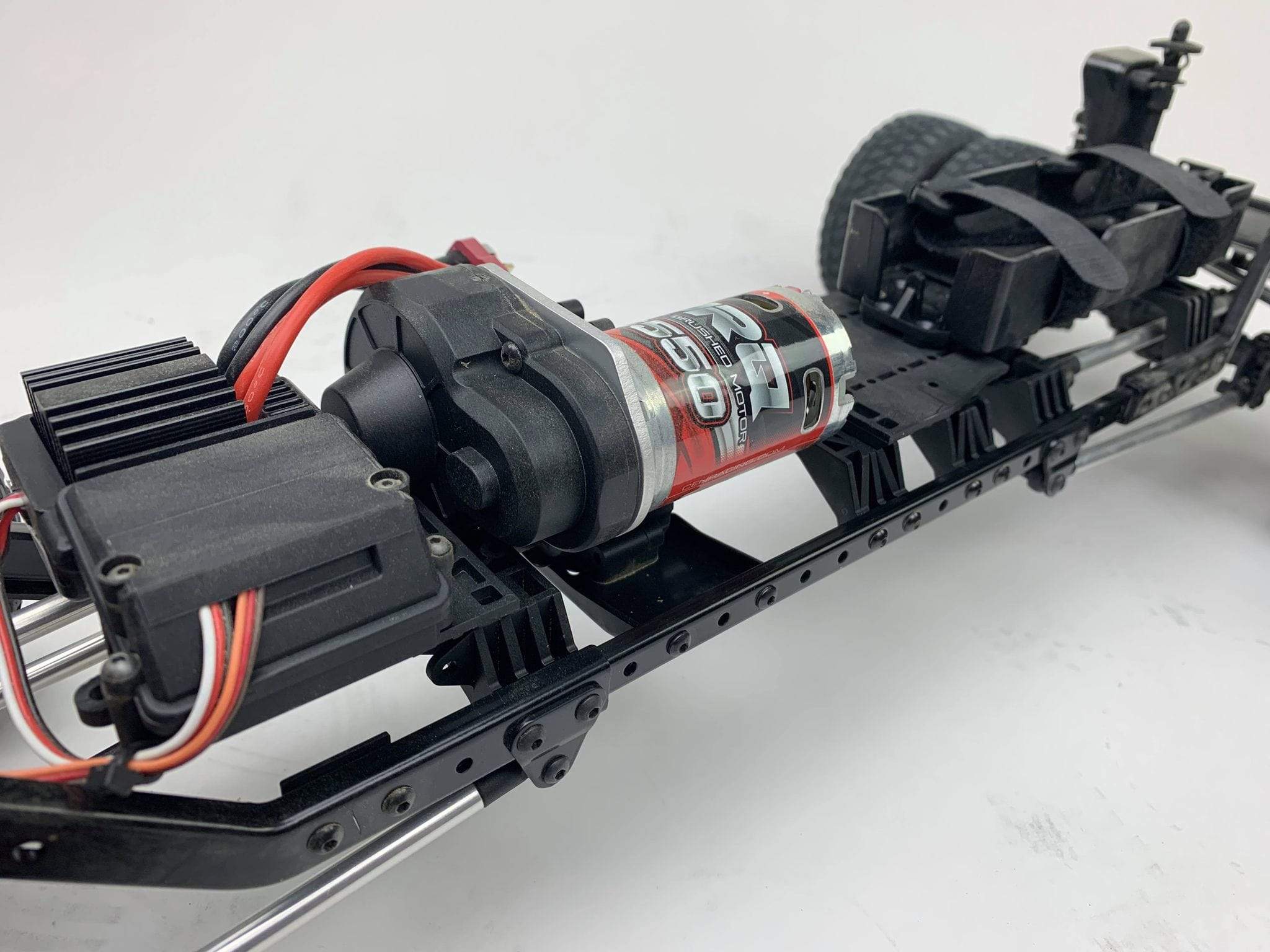 8981 FORD F450 SD 1/10 4WD RTR (Grey Titanium) Custom Truck DL-Series