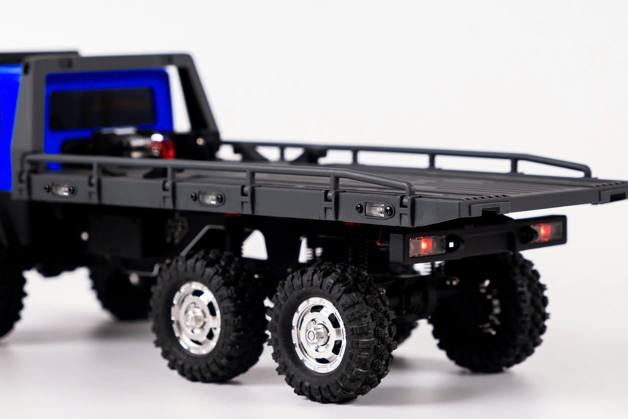Hobbyplus 1/18 ARKTOS 6X6 RTR Blue Body and Black Rear Bed Rock Crawler