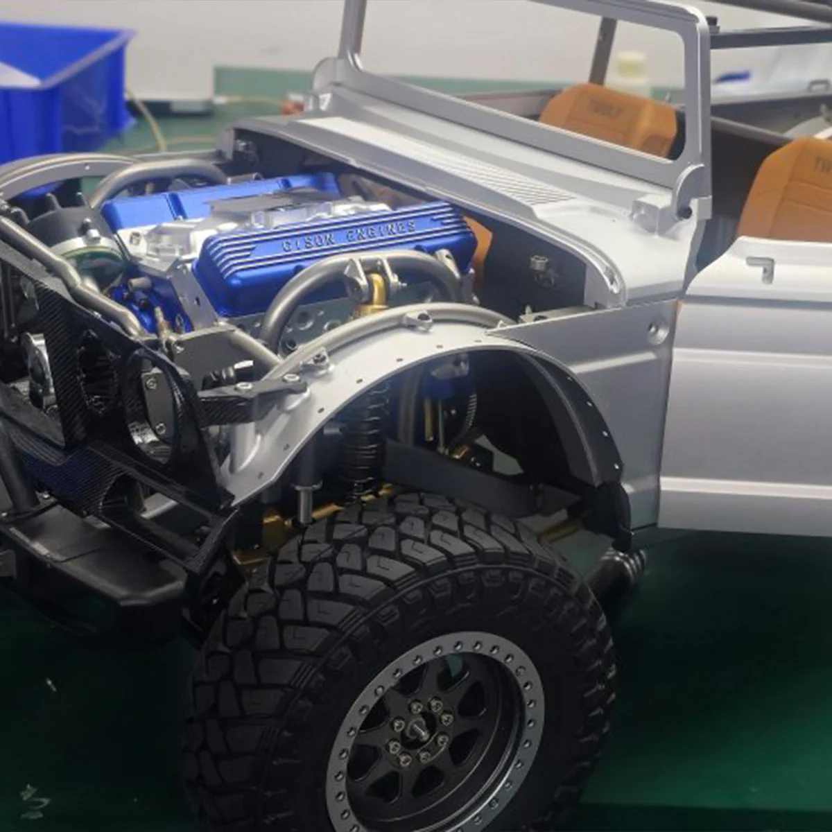 CISON V8 Engine Small-block 44CC 1/6 Scale Water-Cooled 4-Stroke 8-Cylinder Gasoline Engine Internal Combustion V8 Engine Model Kit that Works