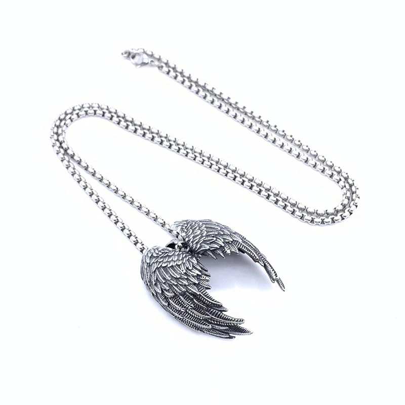 Retro Angel Wing Men necklace