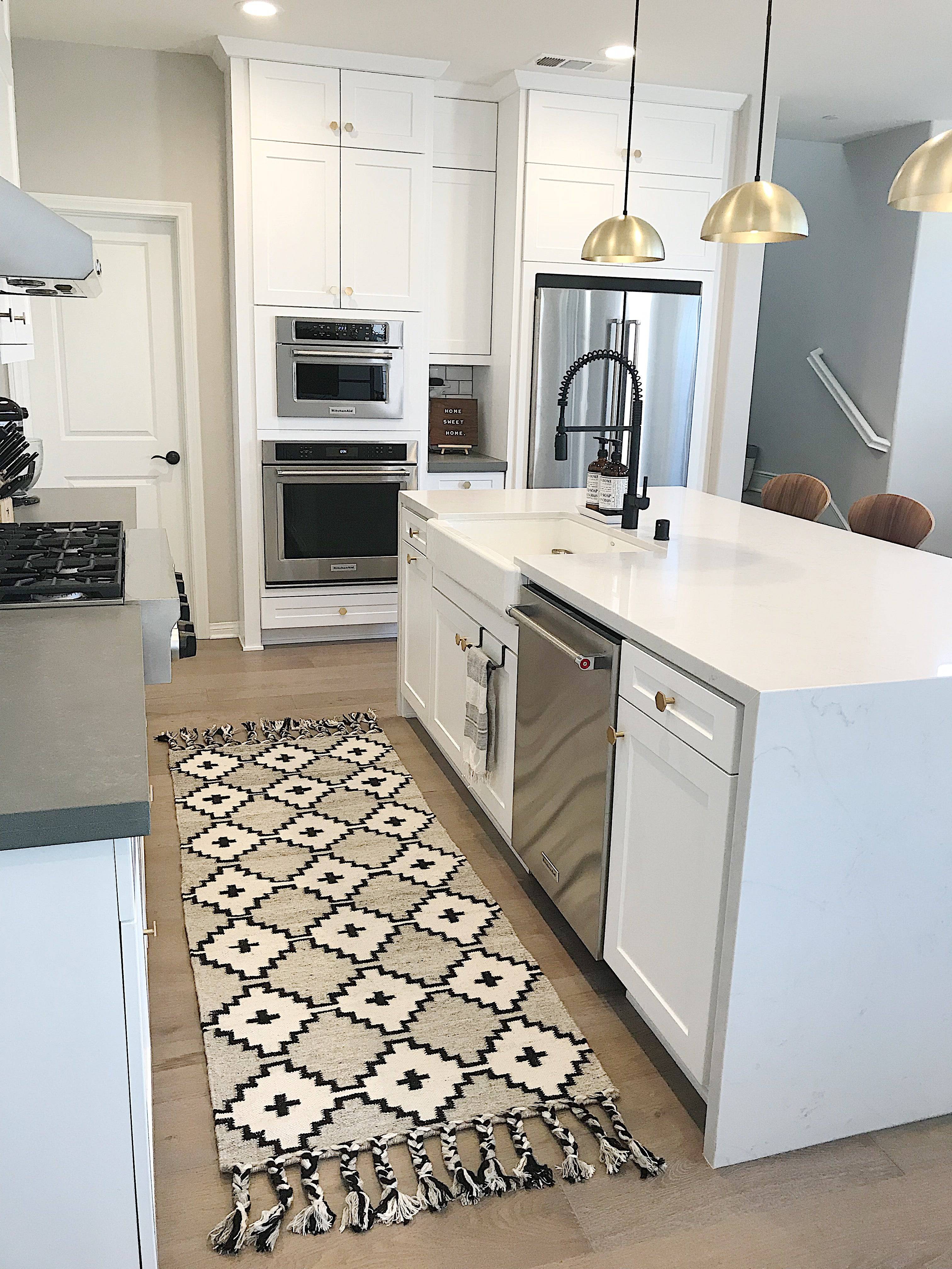 Elena White Grey Handmade Area Rug