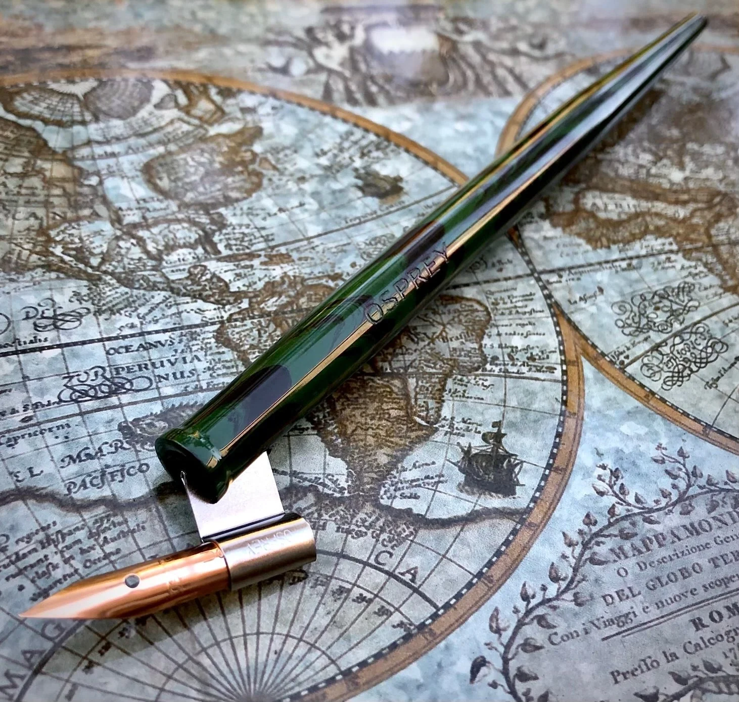 2-in-1 Oblique n Straight Penholder - OliveGreen-Black ripple ebonite