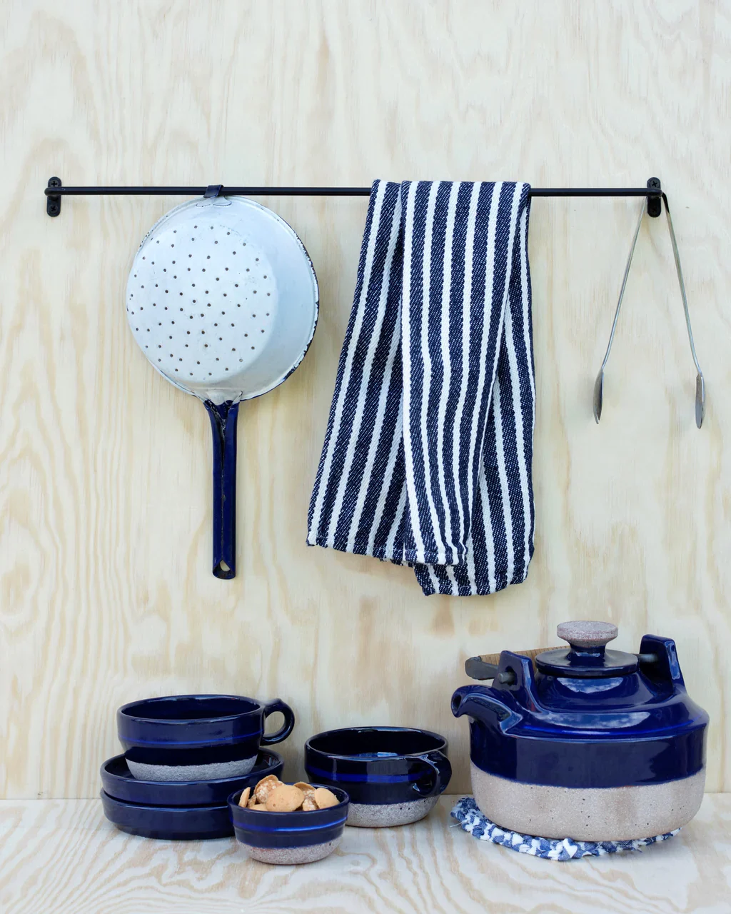 Fog Linen Iron Towel Bar