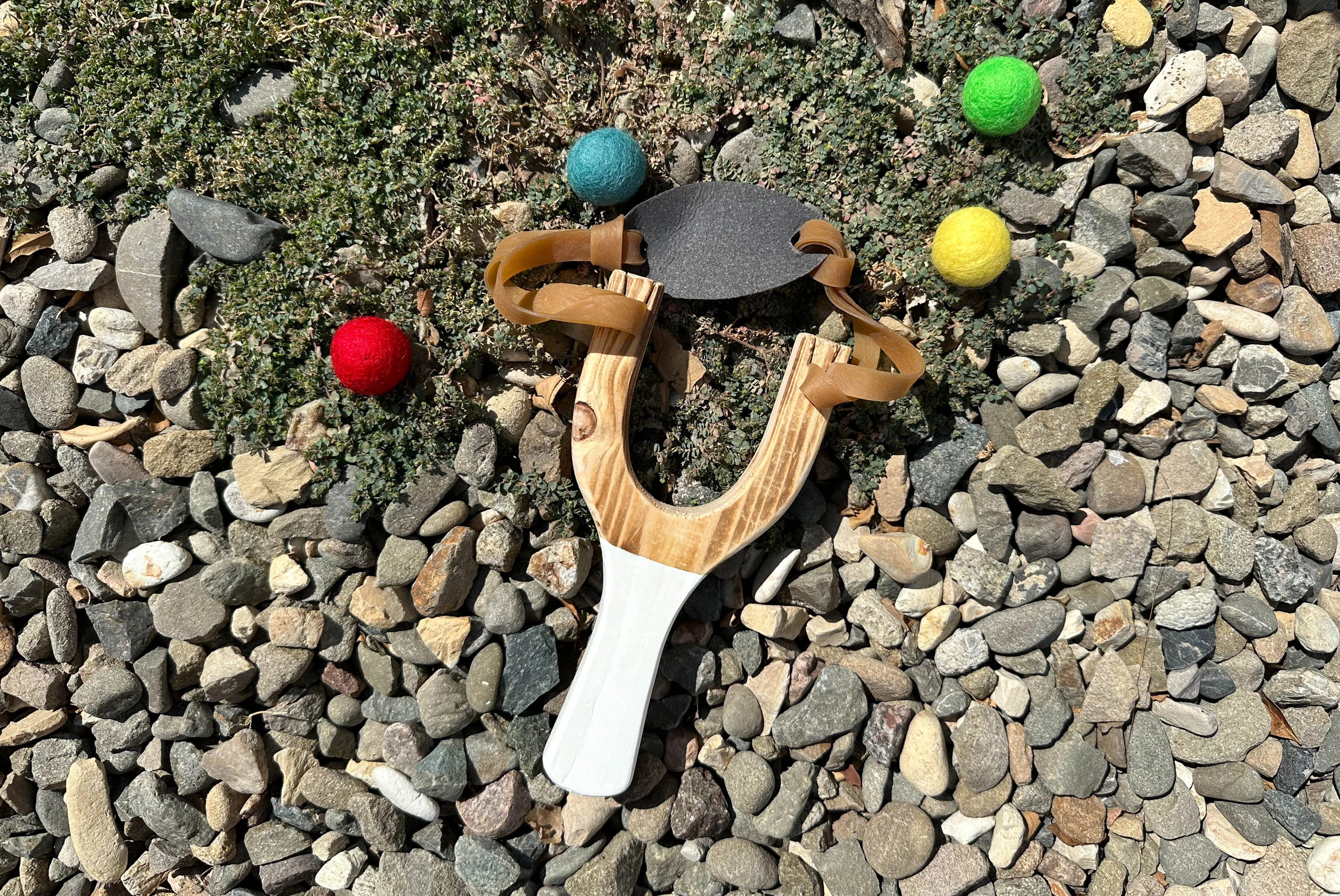 Classic Wooden Slingshot, Rainbow Felt Balls