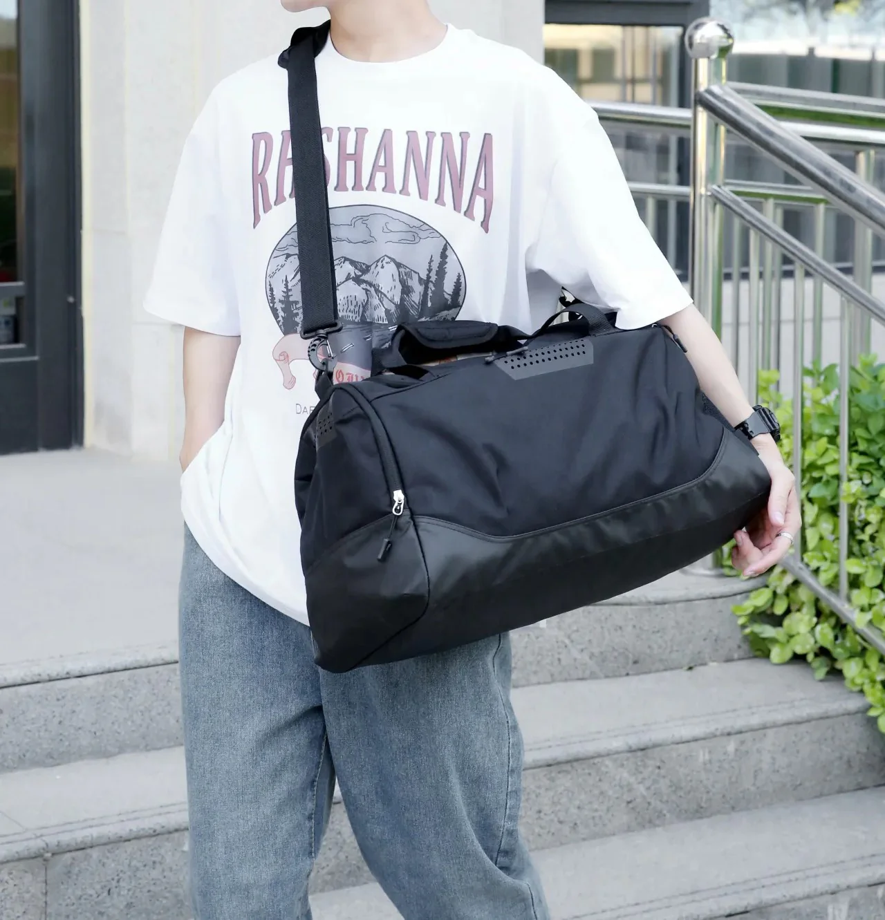 Marjan NYC Outdoor Wear-resistant Removable Hook Canvas Sport and Gym Bag