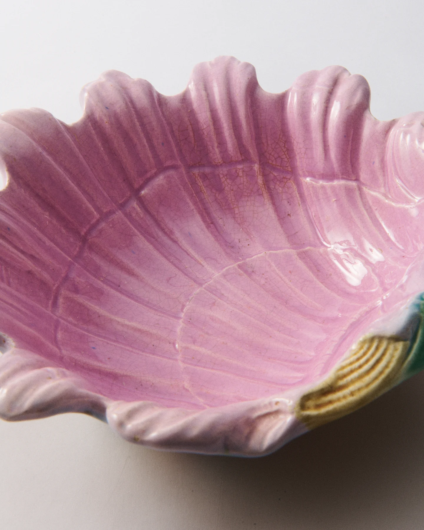 Italian Ceramic Pink Shell Bowl