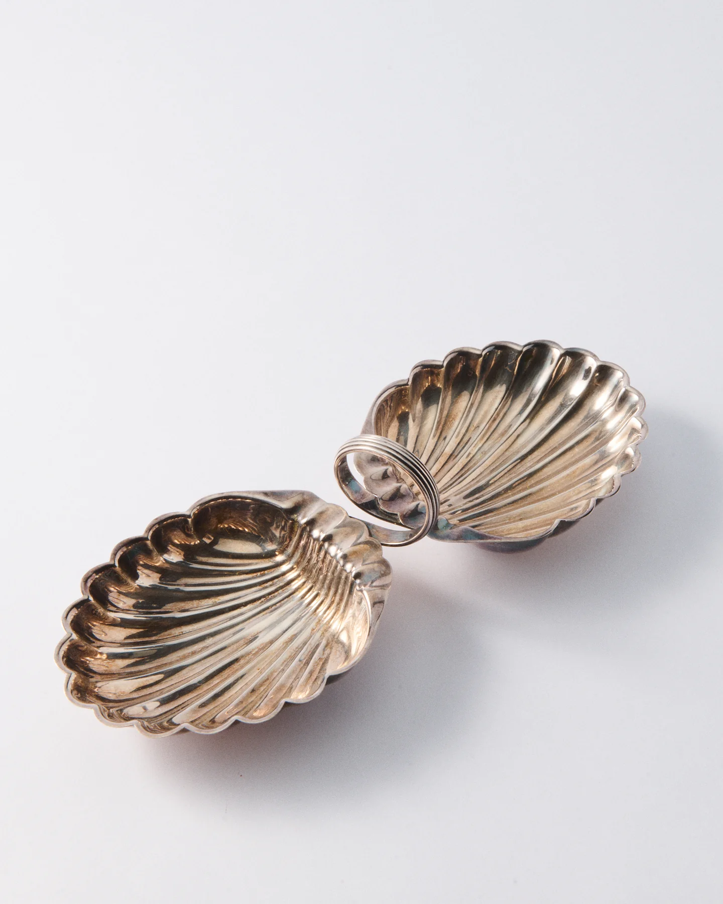 1940s Italian Silver Shell Server