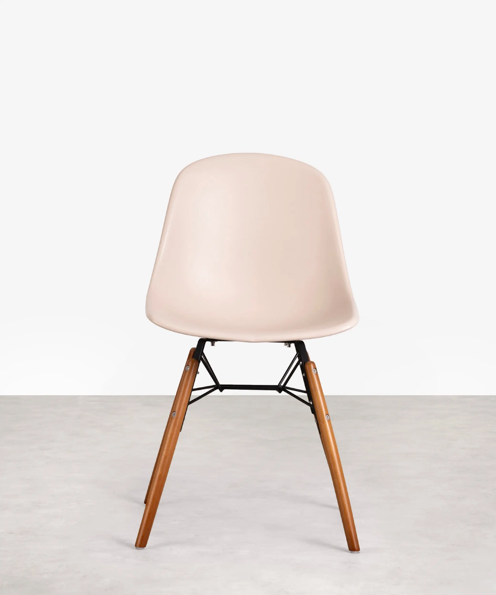 Silla de Polipropileno y Madera Elon