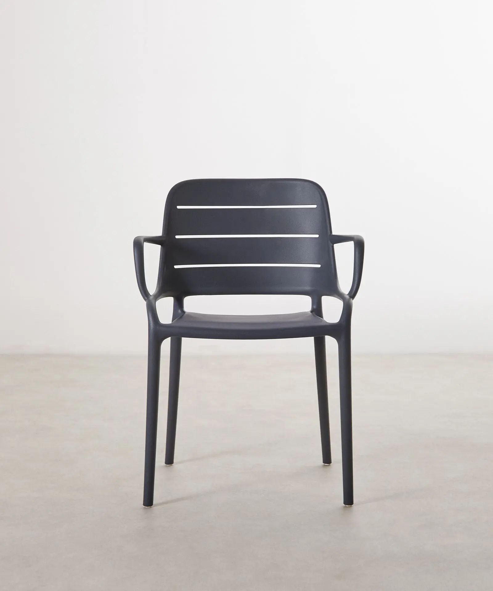 Silla de Polipropileno con Reposabrazos Mila