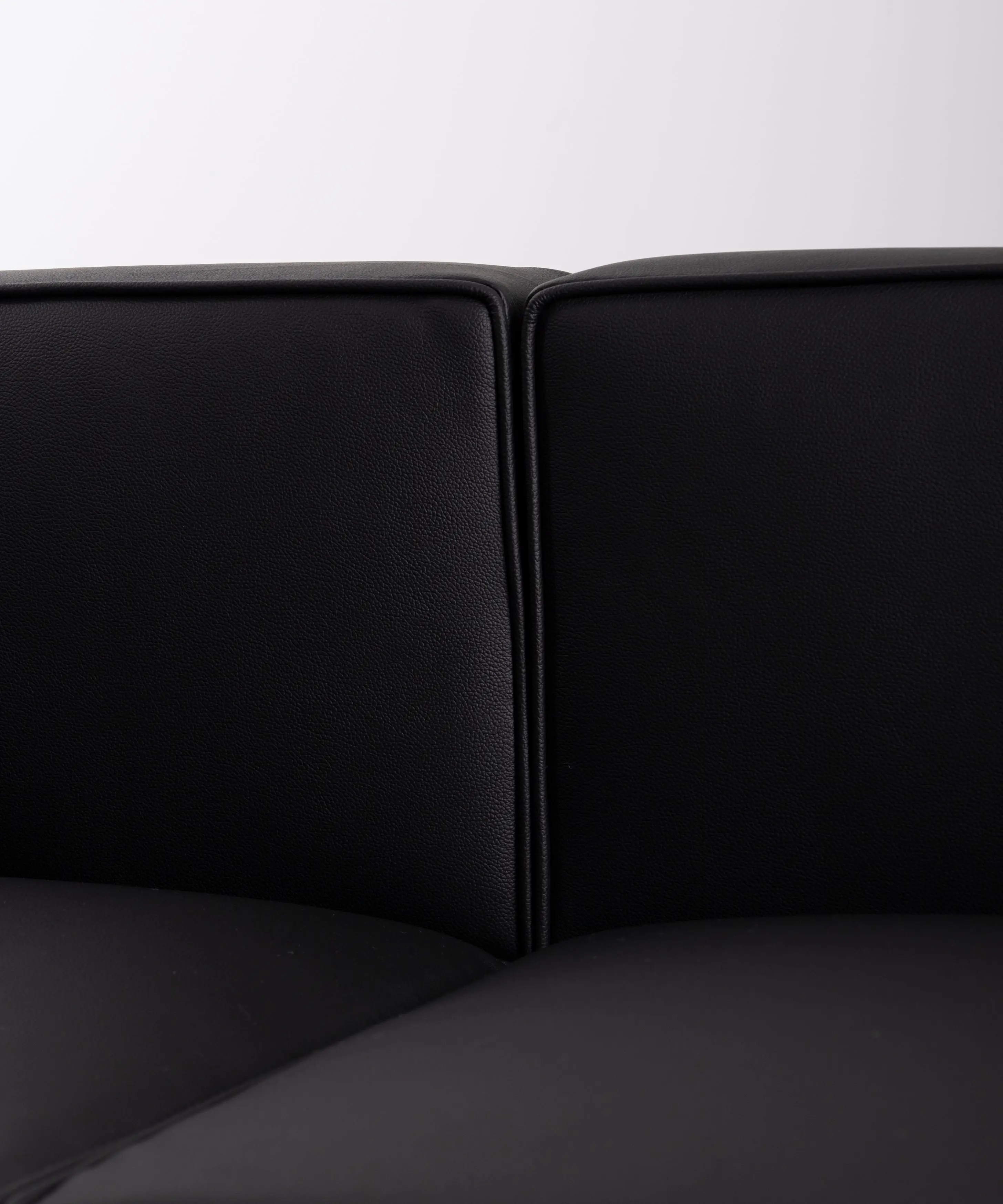 Sofá Box PU 3 Plazas