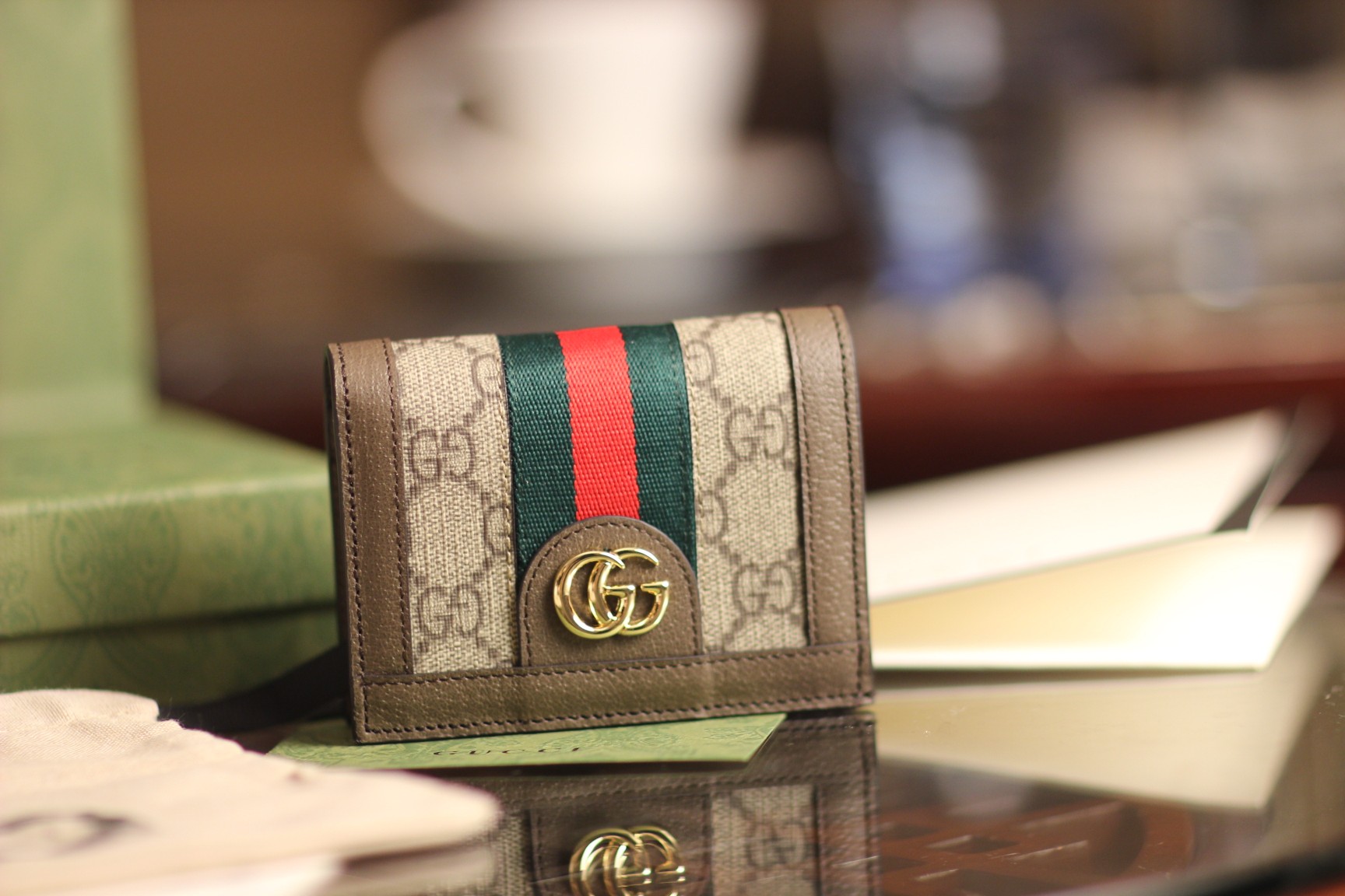 Gucci Signature wallet