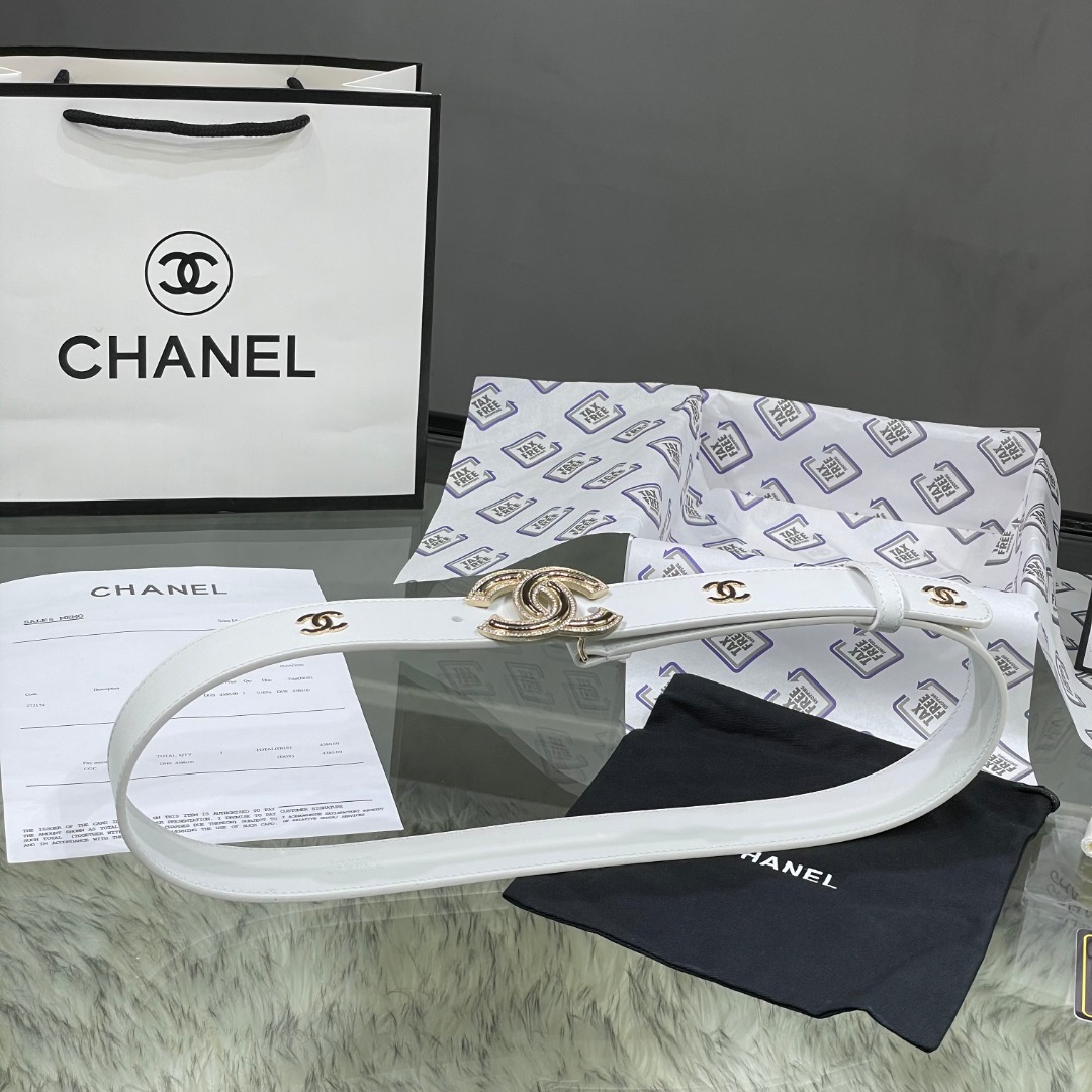 Chanel Red Patent Leather CC Logo Belt