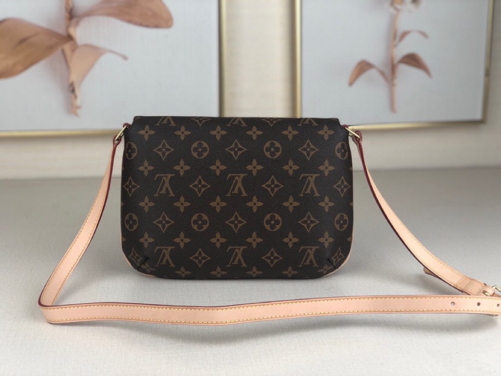 LOUIS VUITTON Musette Tango Short Shoulder Bag