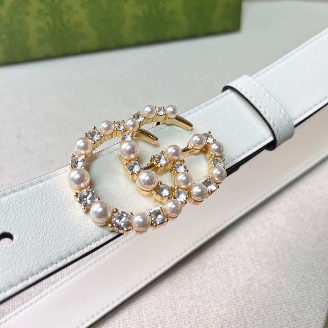 Gucci Pearl Double G
