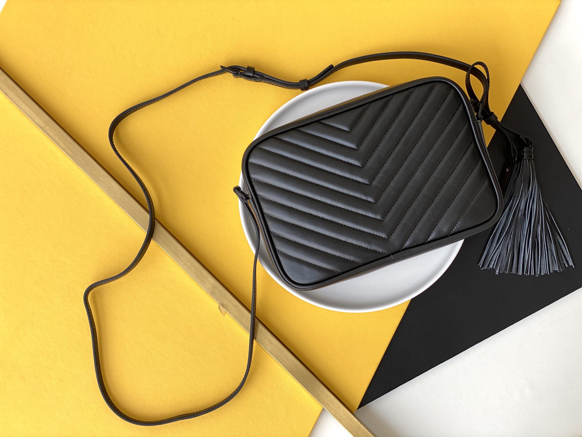 MONOGRAM SAINT LAURENT