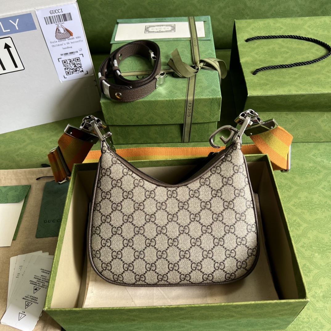 Gucci Attache small shoulder bag